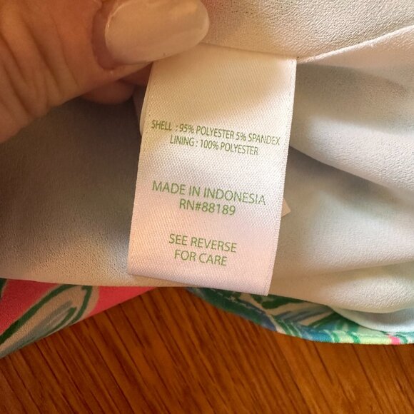 Lilly Pulitzer Beldon Floral Lined Blouse with Short Sleeves Medium - Picture 6 of 6